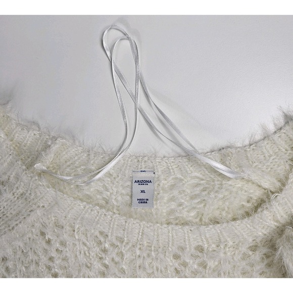 Arizona Jean Co Sweater Juniors XL NWT Cropped Fuzzy Ivory Holiday Christmas Y2K - Picture 4 of 8